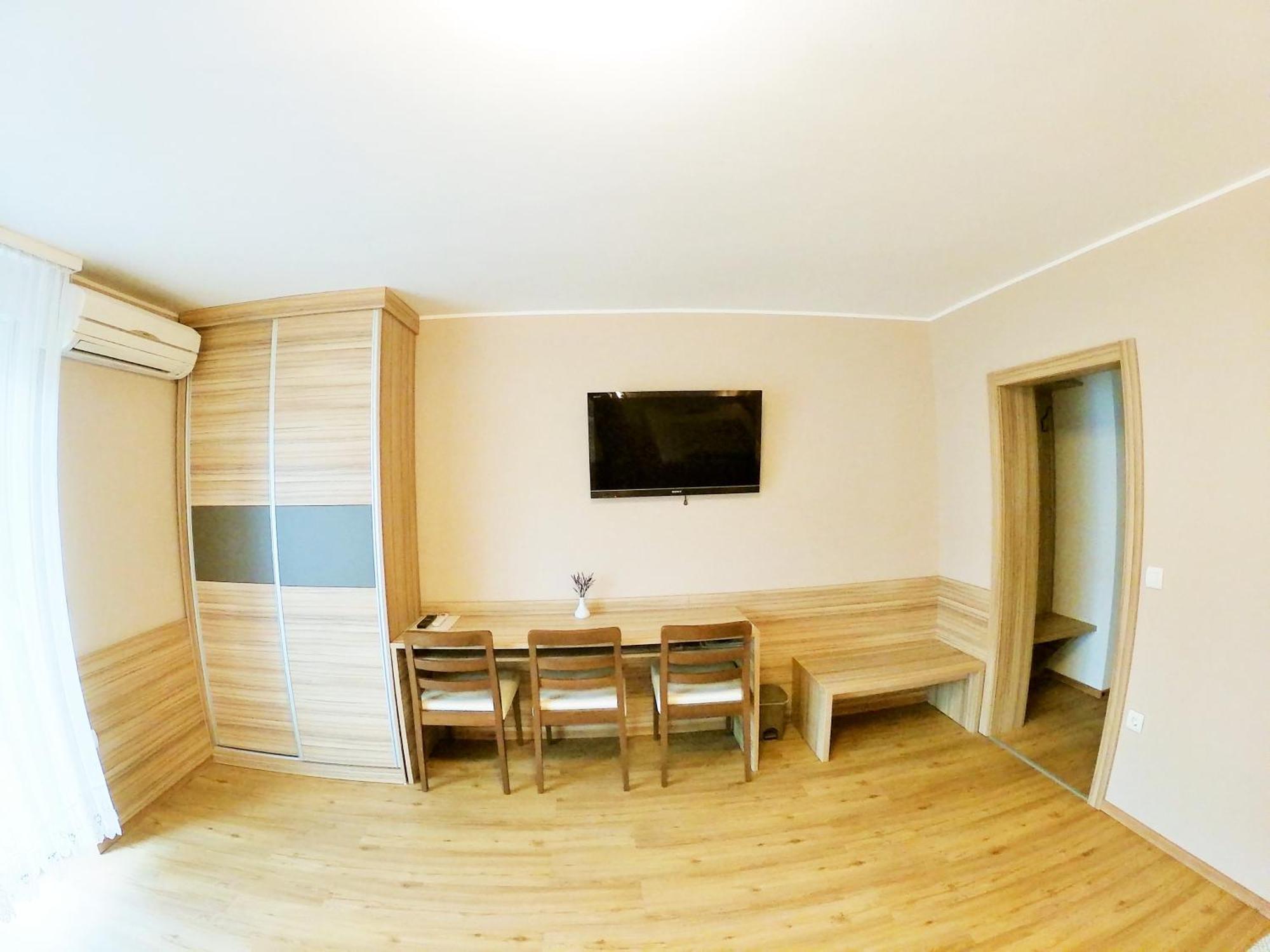 Stara Lipa Tasner Free Kitchen&Garage&Parking-Self Check In Hotel Maribor Room photo